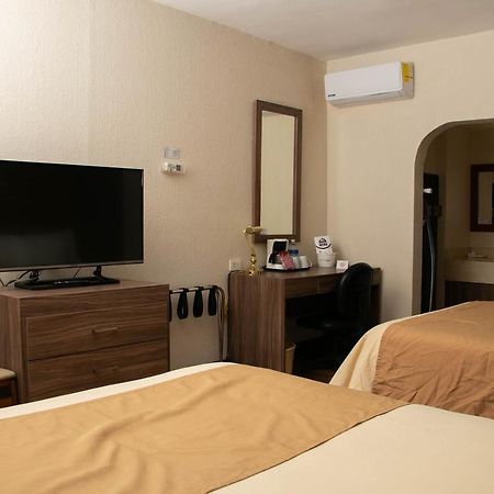 Best Western Cumbres Inn Cd. Cuauhtemoc Exterior foto