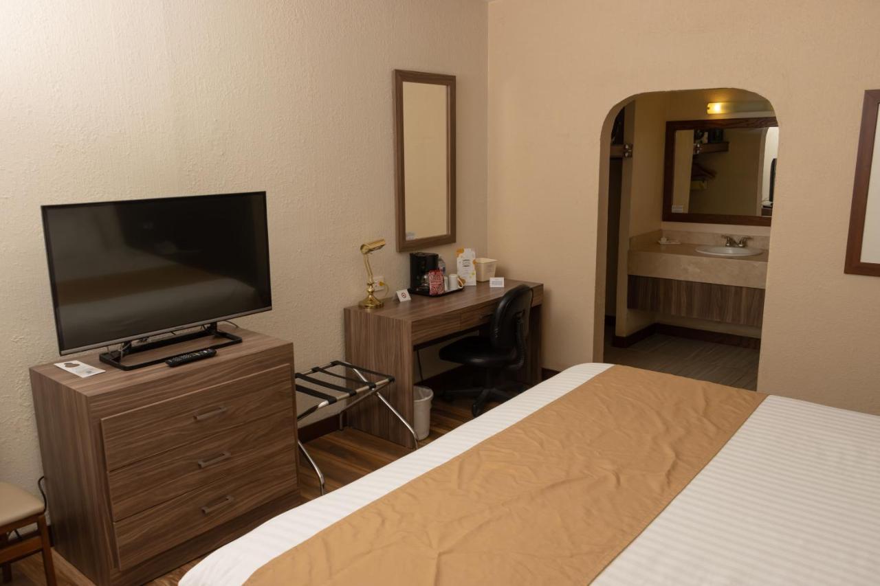 Best Western Cumbres Inn Cd. Cuauhtemoc Exterior foto